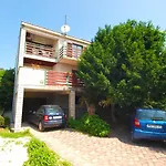 Apartments Maja 221